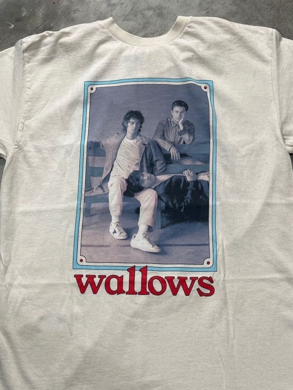 Wallows Preowned Medium T-shirt